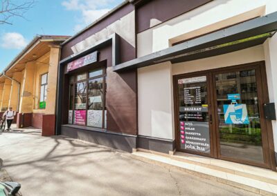 Jola | Debrecen - boltkülső