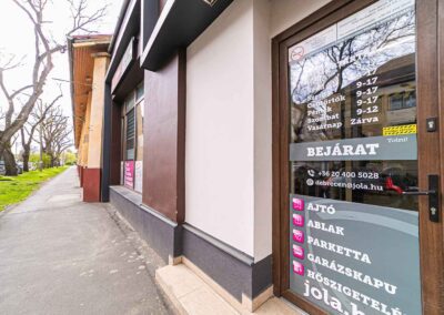 Jola | Debrecen - boltkülső